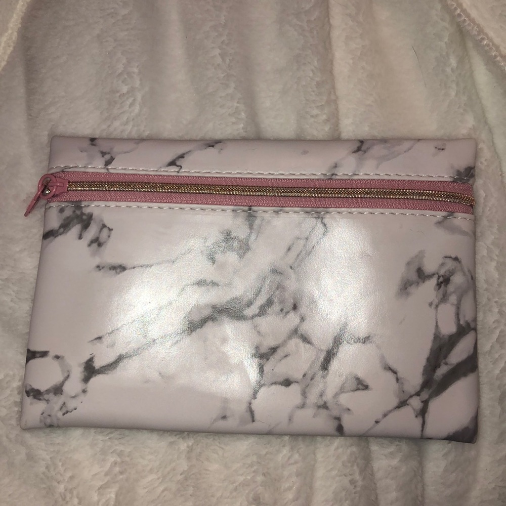 Makeup bag